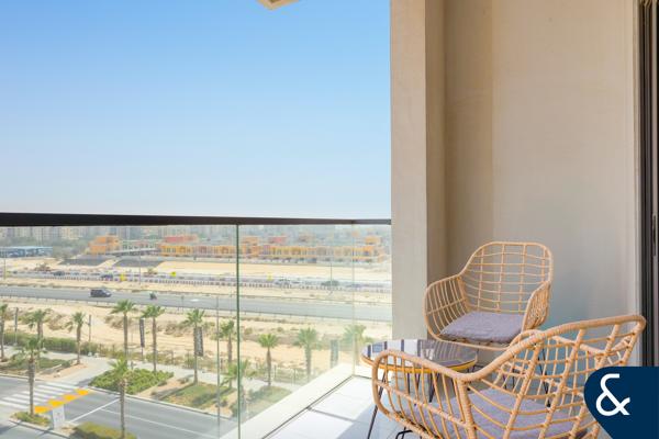 Vacant | Great Location | Modern One-BR
